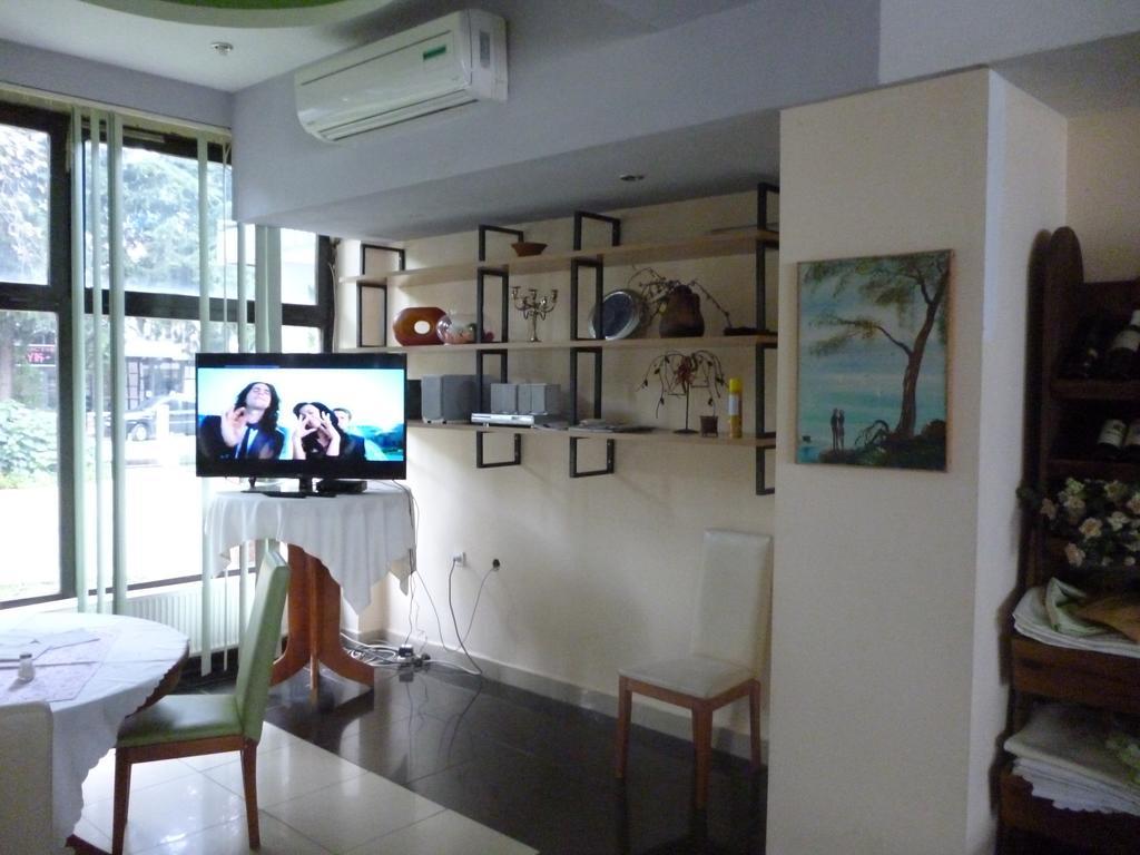 Polin Hotel Dojran Exterior photo